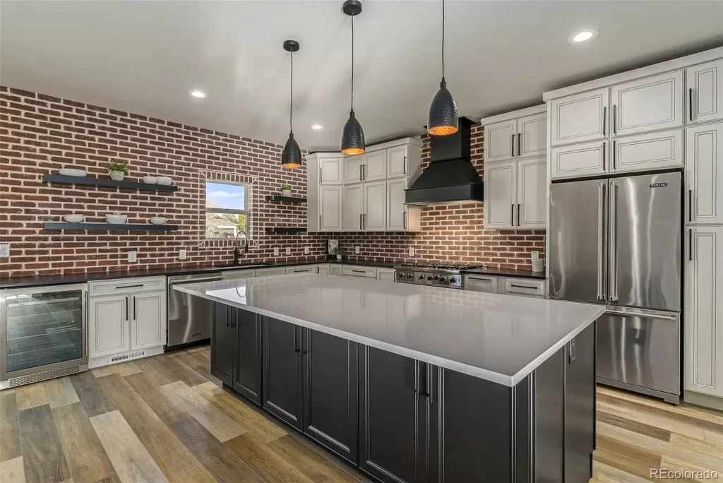 R&J Cabinetry's Custom Cabinets