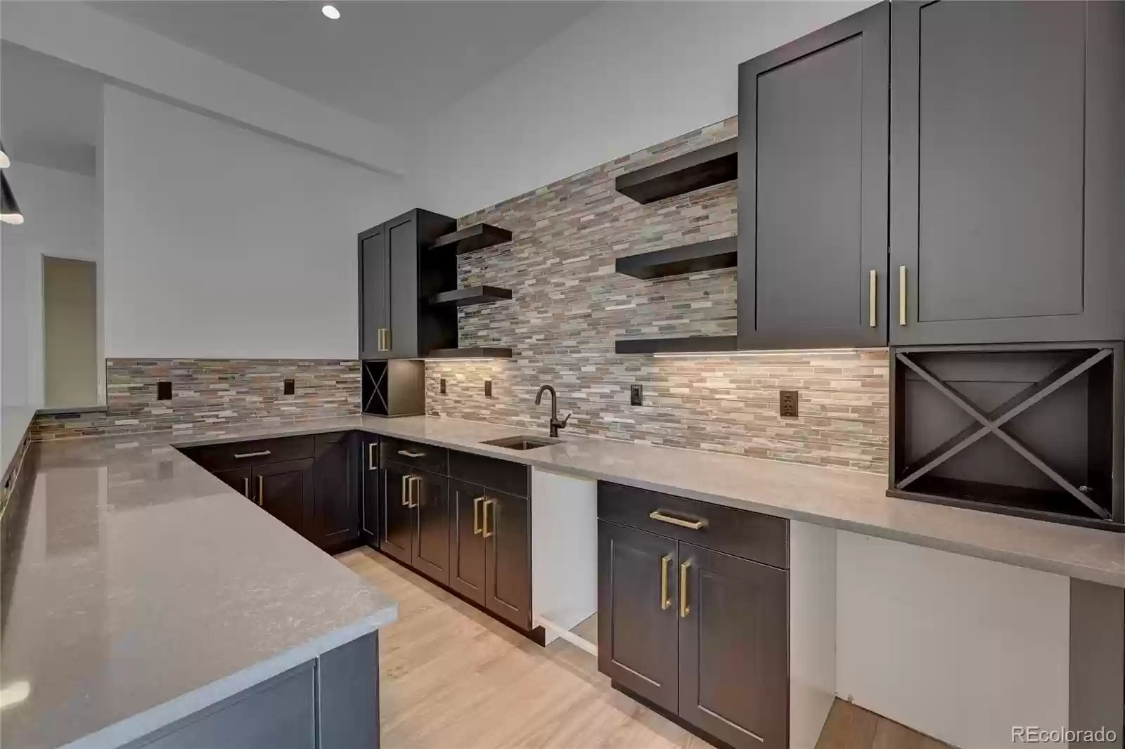 BASEMENT BAR